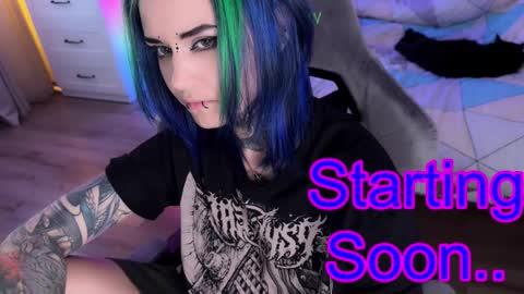 Snapshot of ripper_66 chatting on 10/02/25, 01:07   DianaBrite            fansl y online show from 10/02/25, 01:07