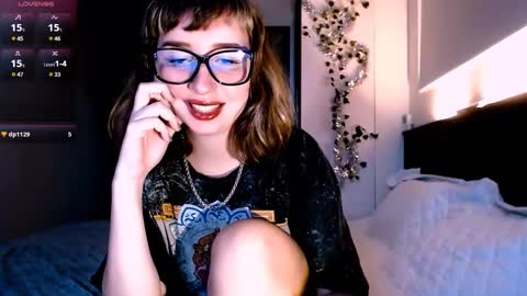 Snapshot of riri_rich chatting on 01/15/25, 06:33 Rita online show from 01/15/25, 06:33