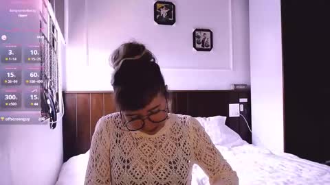 Snapshot of riri_rich chatting on 01/24/25, 04:59 Rita online show from 01/24/25, 04:59