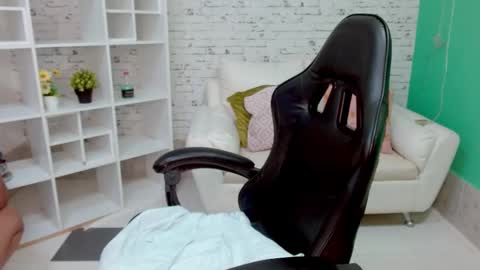 Rihanna online show from 10/20/25, 11:43