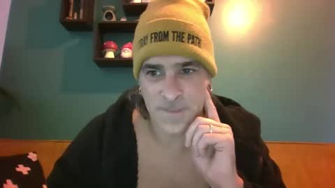 Snapshot of risa248_ chatting on 12/02/25, 11:48 risa248_ online show from 12/02/25, 11:48