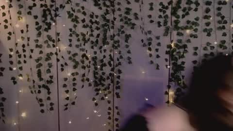 Snapshot of risha_laass chatting on 12/19/25, 08:16 risha_laass online show from 12/19/25, 08:16