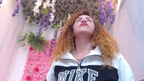 Snapshot of risitos_de_oro_ chatting on 05/04/26, 11:01 Risitos De Oro online show from 05/04/26, 11:01