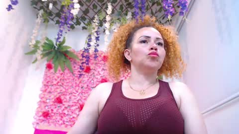 Snapshot of risitos_de_oro_ chatting on 05/18/26, 03:51 Risitos De Oro online show from 05/18/26, 03:51