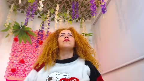 Snapshot of risitos_de_oro_ chatting on 05/31/26, 11:50 Risitos De Oro online show from 05/31/26, 11:50