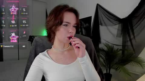 Snapshot of risosweet chatting on 04/19/26, 08:44 Alice online show from 04/19/26, 08:44