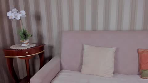 Snapshot of rita_farell chatting on 11/03/25, 08:43 rita_farell online show from 11/03/25, 08:43