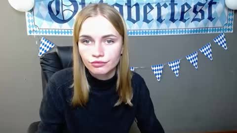 Snapshot of ritakiskis chatting on 09/28/25, 07:19 ritakiskis online show from 09/28/25, 07:19