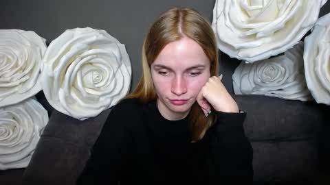 Snapshot of ritakiskis chatting on 10/11/25, 07:23 ritakiskis online show from 10/11/25, 07:23