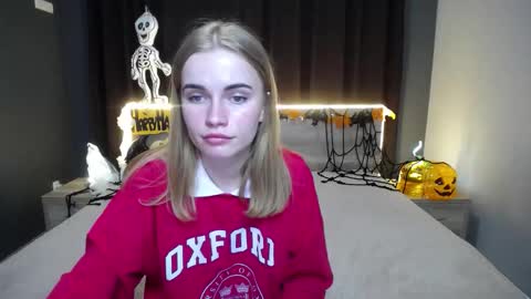 Snapshot of ritakiskis chatting on 10/28/25, 09:17 ritakiskis online show from 10/28/25, 09:17