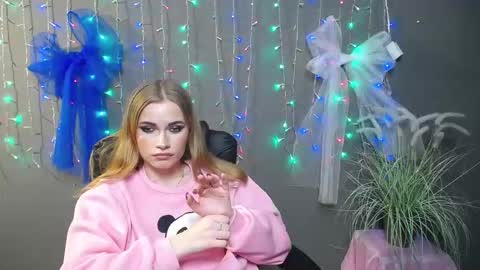 Snapshot of ritakiskis chatting on 11/13/25, 08:08 ritakiskis online show from 11/13/25, 08:08