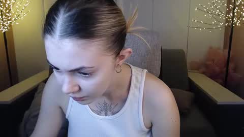 Snapshot of ritaneer chatting on 02/04/25, 09:07 ritaneer online show from 02/04/25, 09:07