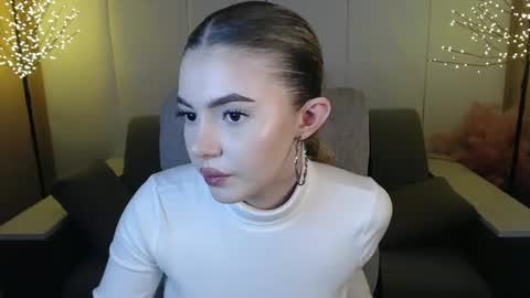 Snapshot of ritaneer chatting on 02/25/25, 12:24 ritaneer online show from 02/25/25, 12:24