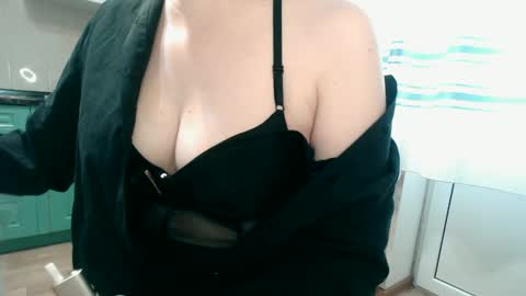 Snapshot of ritarita111 chatting on 02/07/25, 03:12 Rita online show from 02/07/25, 03:12