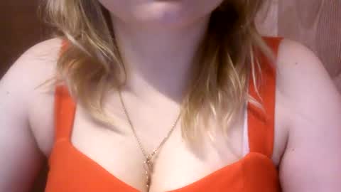 Snapshot of riveramaureen chatting on 01/24/25, 05:11 RiveraMaureen online show from 01/24/25, 05:11