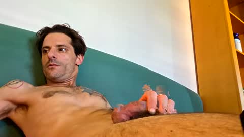 rizzo1980682473 online show from 07/12/26, 03:36