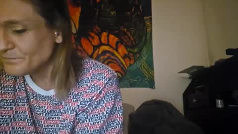 Snapshot of rjeanr chatting on 12/14/24, 10:02 Randiz online show from 12/14/24, 10:02