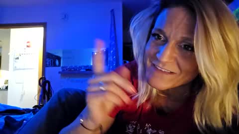 Snapshot of rjeanr chatting on 03/03/25, 07:17 Randiz online show from 03/03/25, 07:17