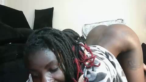 Snapshot of rlessing2 chatting on 03/12/26, 09:48 rlessing2 online show from 03/12/26, 09:48