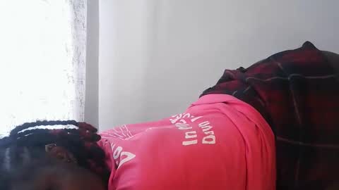 Snapshot of rlessing2 chatting on 04/14/26, 07:36 rlessing2 online show from 04/14/26, 07:36