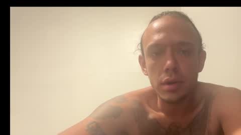 Snapshot of rluxe2676 chatting on 12/03/24, 06:49 BwC4Breed online show from 12/03/24, 06:49