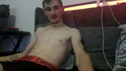 Snapshot of rmarcu chatting on 06/05/26, 01:56 rmarcu online show from 06/05/26, 01:56
