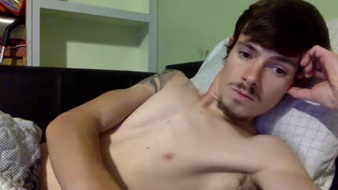 Snapshot of rmd2797 chatting on 11/16/25, 07:03 rmd2797 online show from 11/16/25, 07:03