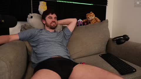 Ryan aka KeylimeRy online show from 01/16/26, 02:32