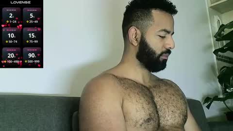 SebasRoa online show from 12/23/24, 03:01