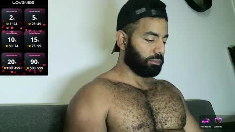 SebasRoa online show from 03/18/26, 04:43