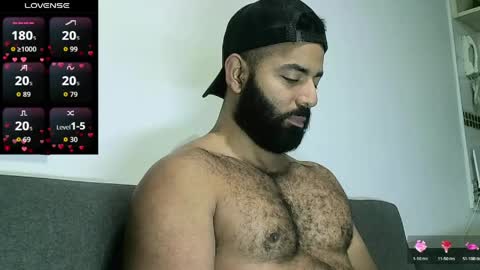 Snapshot of roa32sebas chatting on 05/25/26, 04:02 SebasRoa online show from 05/25/26, 04:02