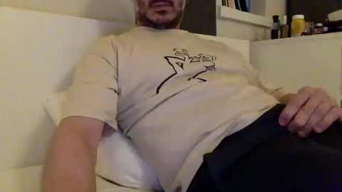 20cm online show from 02/09/25, 07:19