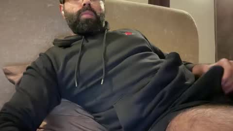 roamexotic00 online show from 11/28/25, 10:01