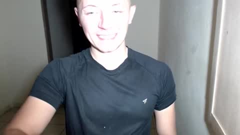 RoastingCorn online show from 02/02/26, 01:48