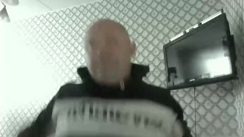 Snapshot of rob18997 chatting on 02/08/26, 10:07 rob18997 online show from 02/08/26, 10:07