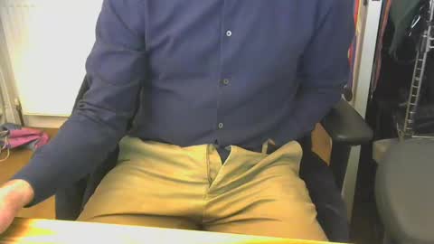 Snapshot of rob3616 chatting on 02/27/25, 09:14 rob3616 online show from 02/27/25, 09:14