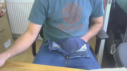 Snapshot of rob3616 chatting on 11/30/25, 12:53 rob3616 online show from 11/30/25, 12:53