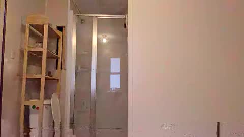 Snapshot of rob459470 chatting on 11/01/25, 01:57 rob459470 online show from 11/01/25, 01:57