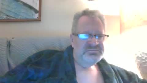 Snapshot of rob872217 chatting on 01/10/25, 01:09 rob872217 online show from 01/10/25, 01:09