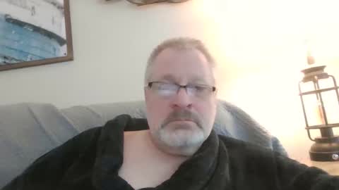 Snapshot of rob872217 chatting on 03/13/26, 01:07 rob872217 online show from 03/13/26, 01:07