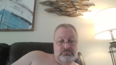 Snapshot of rob872217 chatting on 04/13/26, 12:21 rob872217 online show from 04/13/26, 12:21