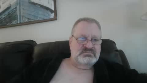 Snapshot of rob872217 chatting on 04/14/26, 12:22 rob872217 online show from 04/14/26, 12:22