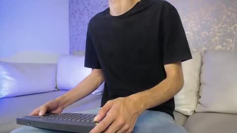 Robbin online show from 09/20/25, 08:54