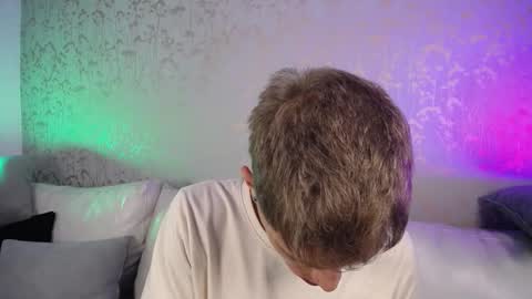 Snapshot of robbinblaze chatting on 01/09/26, 04:15 Robbin online show from 01/09/26, 04:15