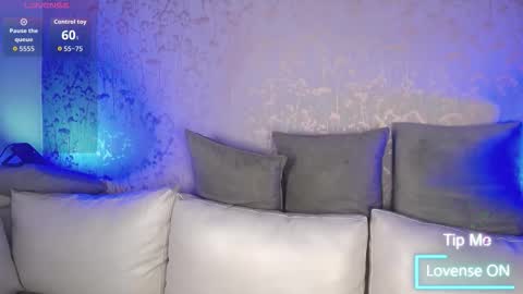 Snapshot of robbinblaze chatting on 01/19/26, 06:06 Robbin online show from 01/19/26, 06:06