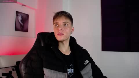 Snapshot of robbinblaze chatting on 03/20/26, 06:18 Robbin online show from 03/20/26, 06:18