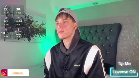 Snapshot of robbinblaze chatting on 04/20/26, 04:48 Robbin online show from 04/20/26, 04:48