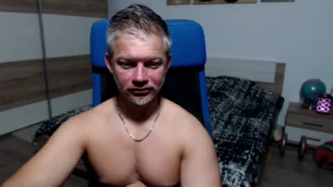 Snapshot of robbyshawz chatting on 07/07/26, 04:15 robbyshawz online show from 07/07/26, 04:15