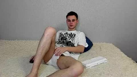 Snapshot of robert10211 chatting on 03/30/26, 08:59 robert10211 online show from 03/30/26, 08:59