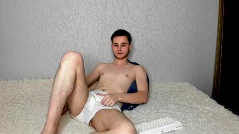 Snapshot of robert10211 chatting on 04/07/26, 11:43 robert10211 online show from 04/07/26, 11:43